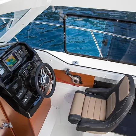 Jeanneau Merry Fisher 795